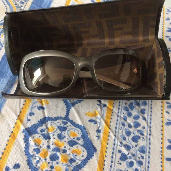 Fendi Sunglasses - Picture 1 of 2